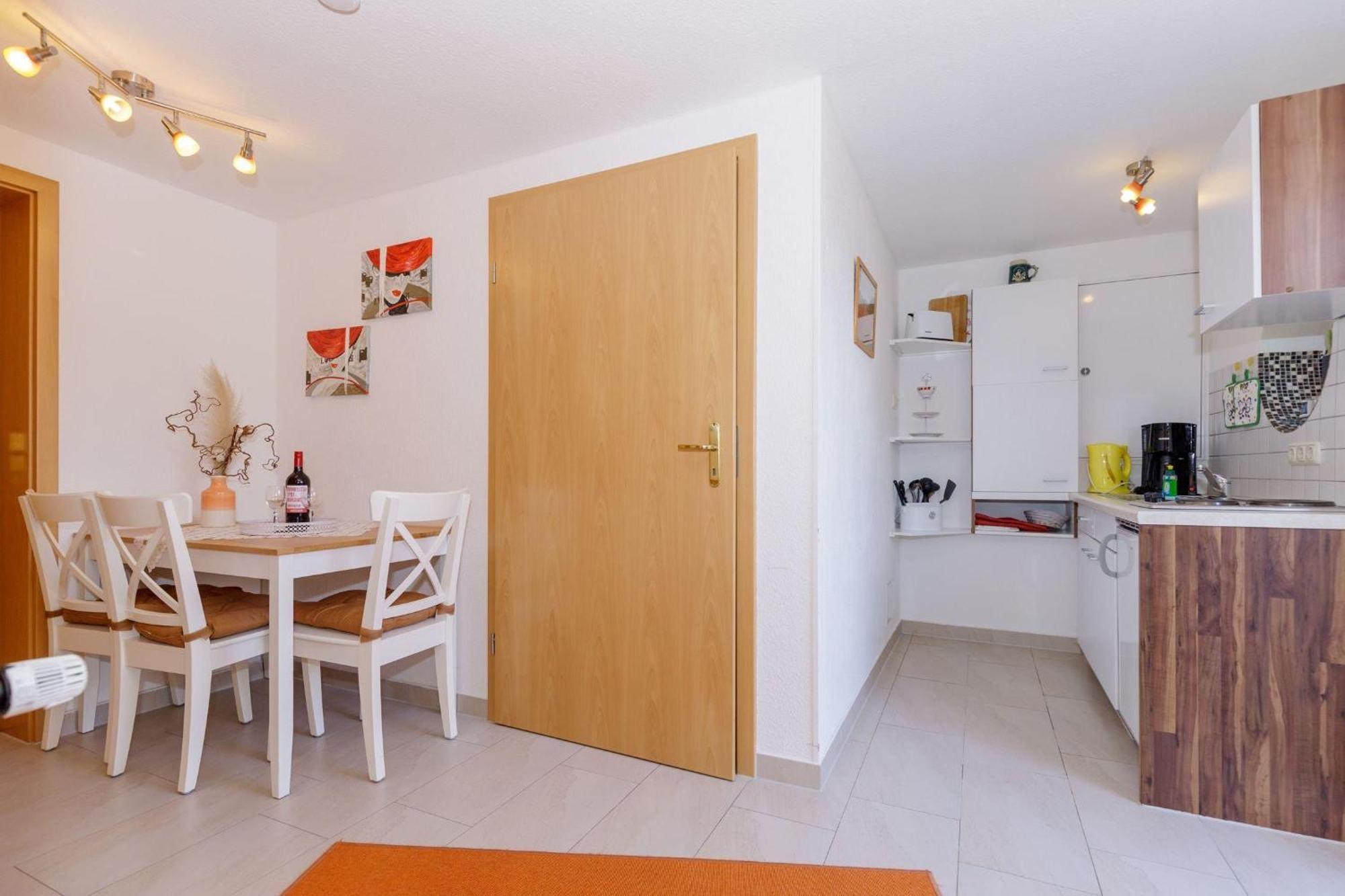 Kalle Fuer 2 Personen Und Terrasse